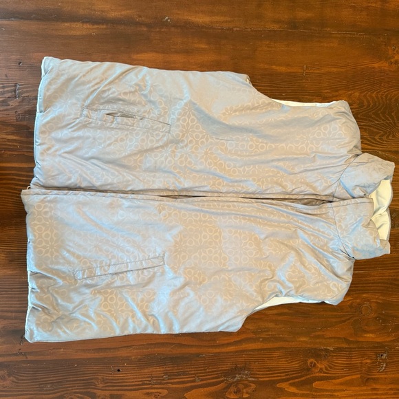 Reversible Reebok vest - Picture 3 of 6